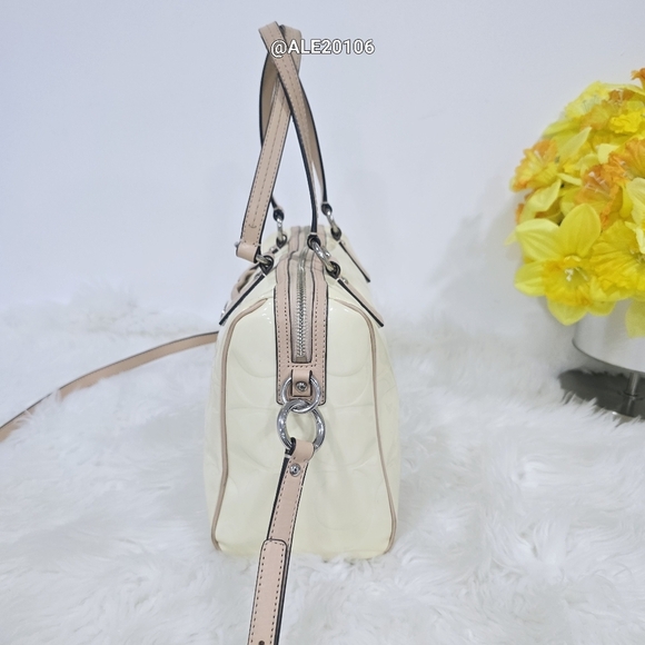 Coach Signature Embossed Patent Leather F25189 Elegant Cream Handbag Crossbody - Picture 6 of 17